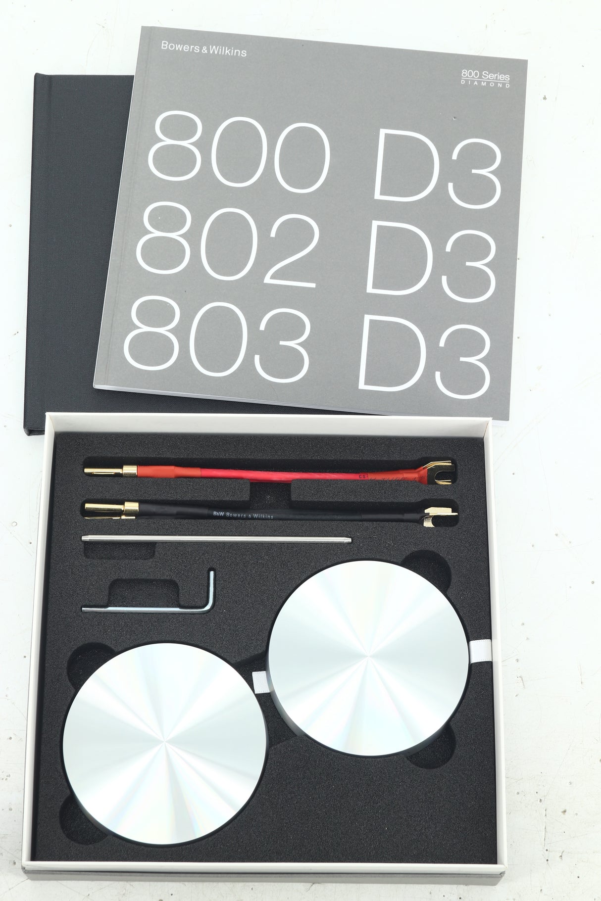 B&W 800 D3 Floorstanding Speakers - Gloss Black