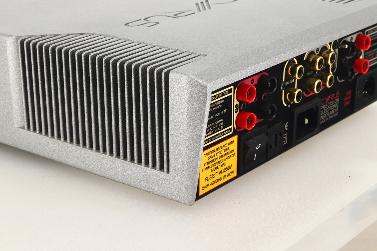 Cyrus 8 Power Amplifier - Quartz Silver