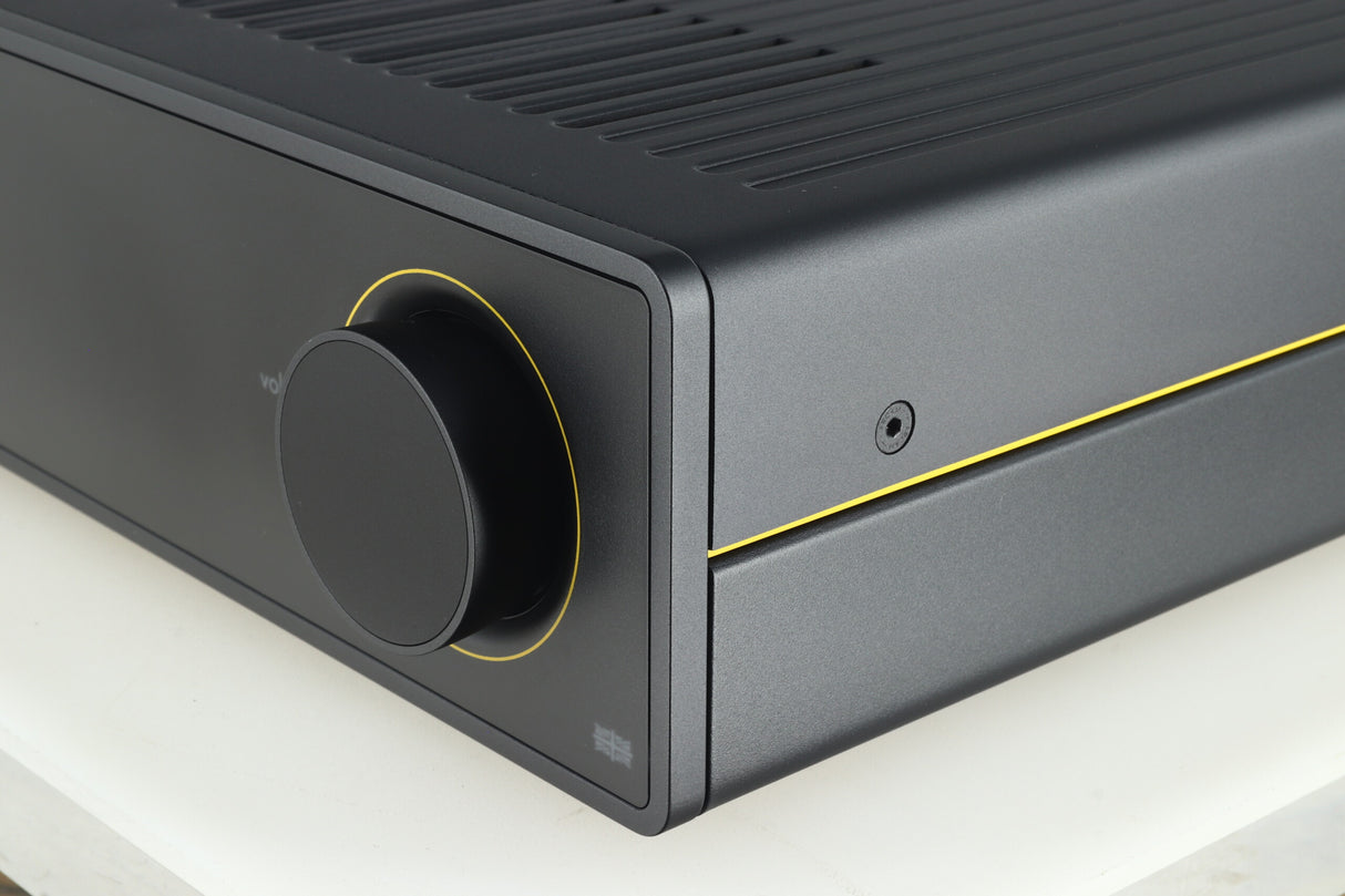 Arcam A15 Integrated Amplifier