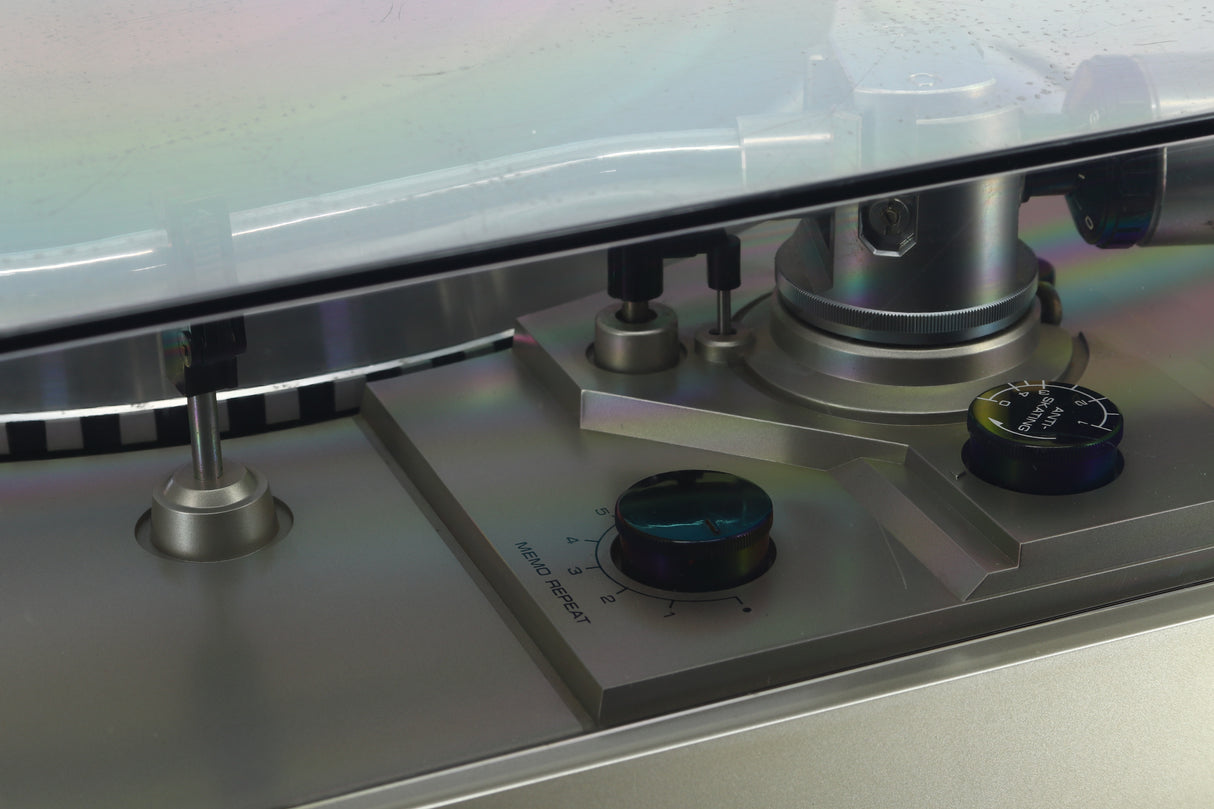Tensai TD-750QZ Turntable - Silver