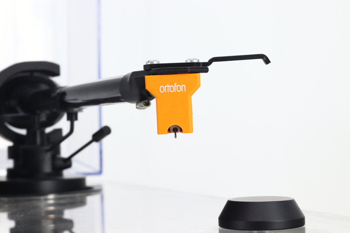 Pro-Ject Xperience Turntable / Ortofon Quintet Bronze Cartridge