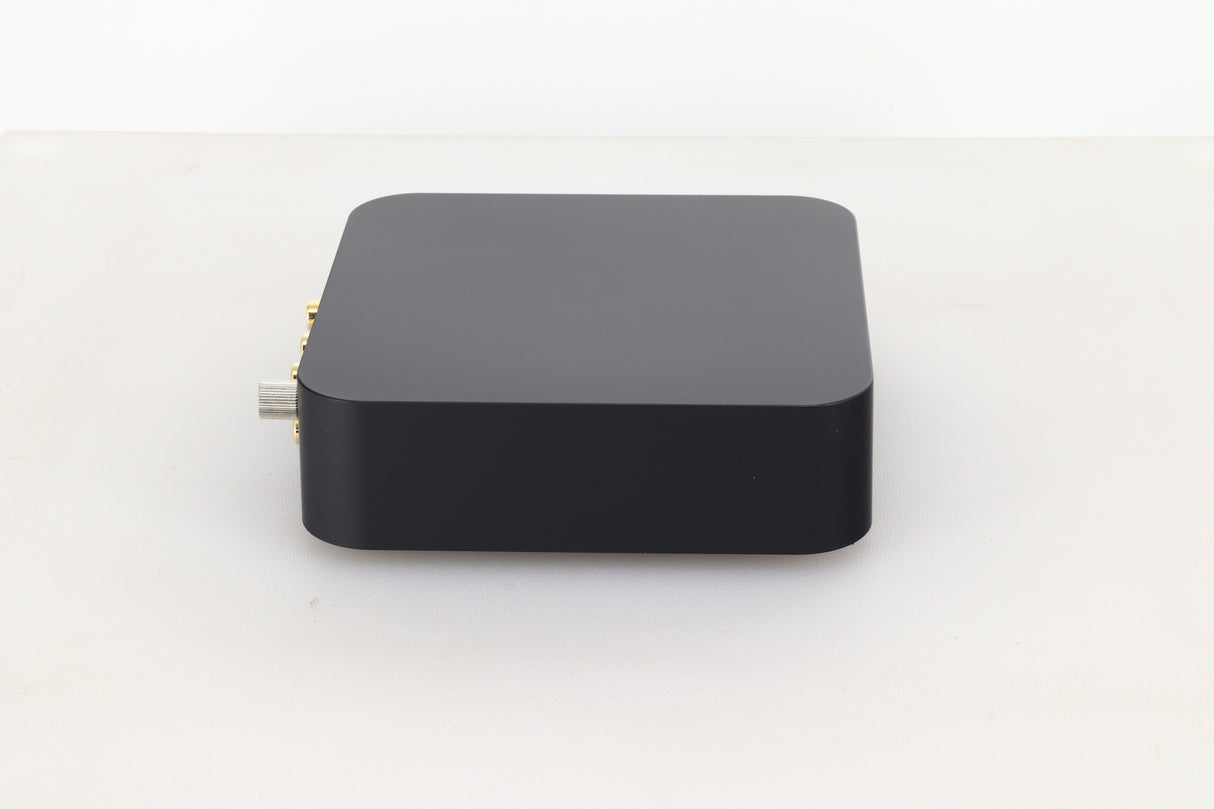 Bluesound HUB Wireless Audio Source Adapter