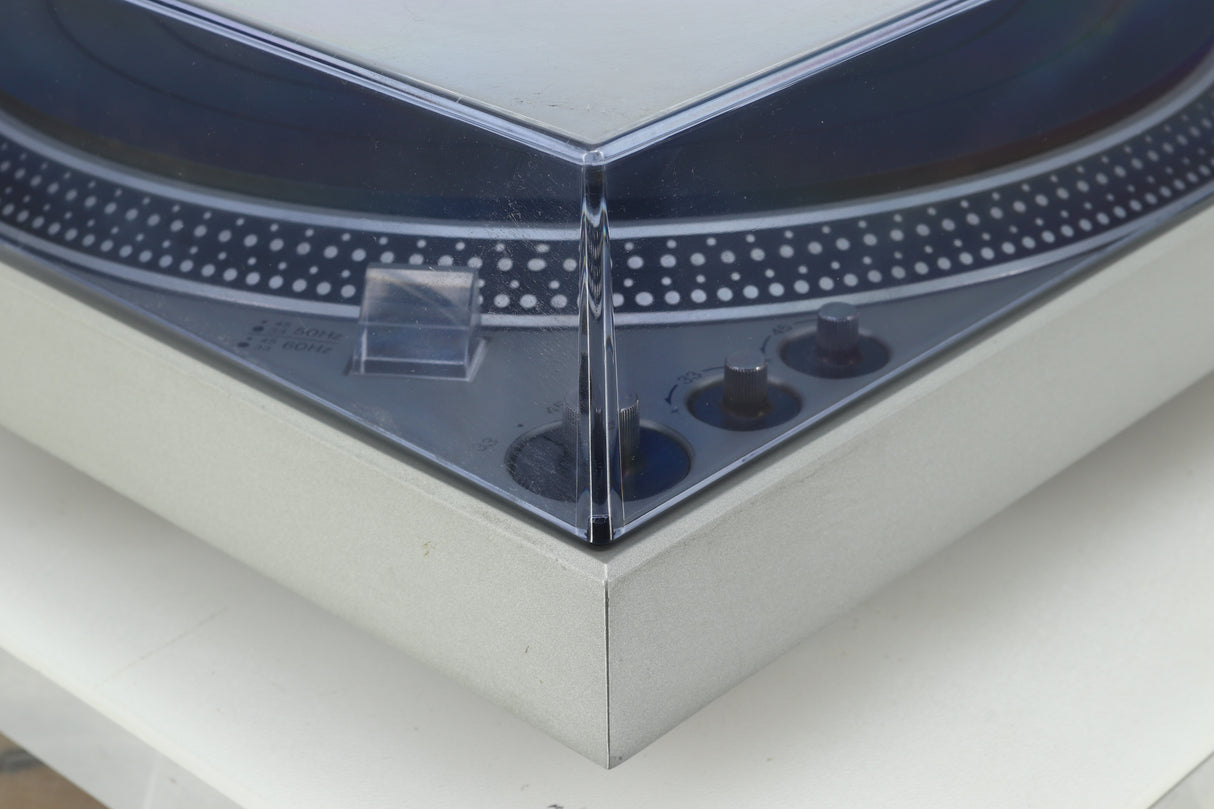 Technics SL-1700 Turntable - Silver