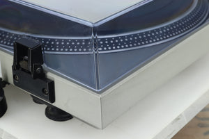 Technics SL-1700 Turntable - Silver