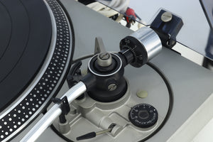 Technics SL-1700 Turntable - Silver