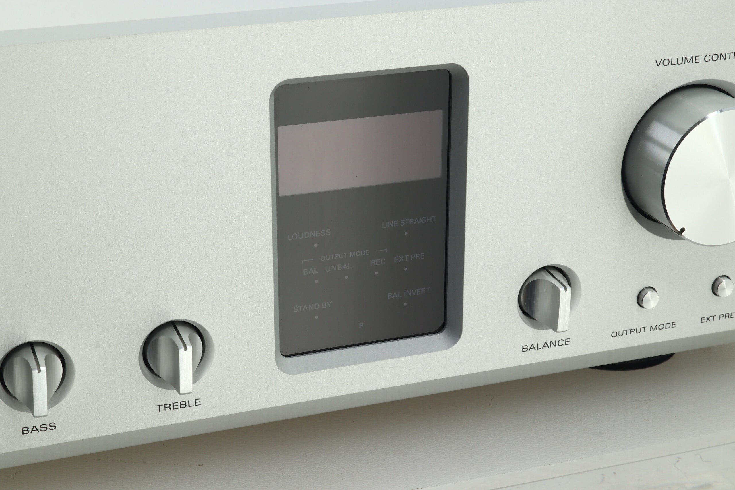 Luxman C-700U Control Amplifier - Silver – 2ndhandhifi.co.uk