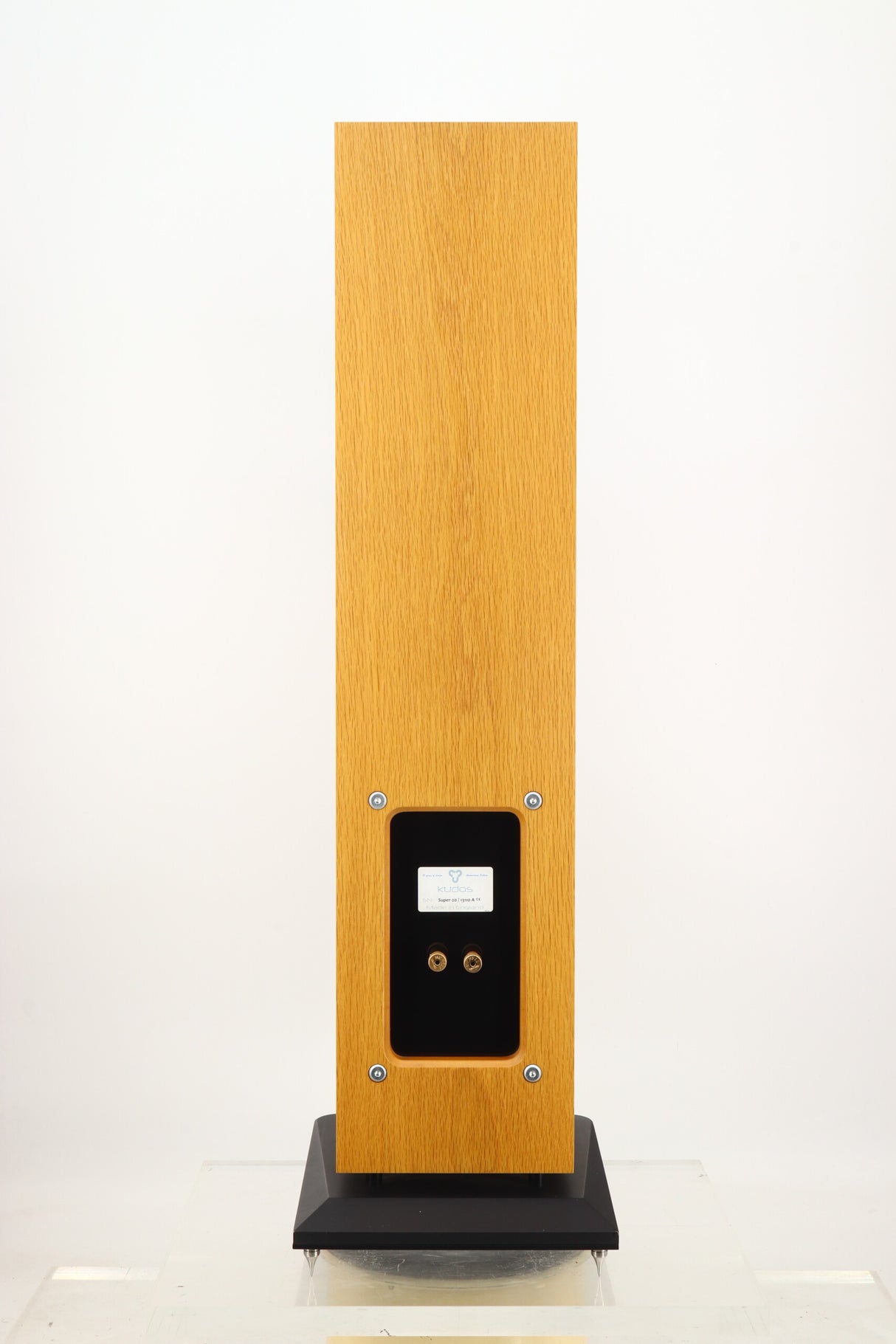 Kudos Super 20 Floorstanding Speakers - Oak