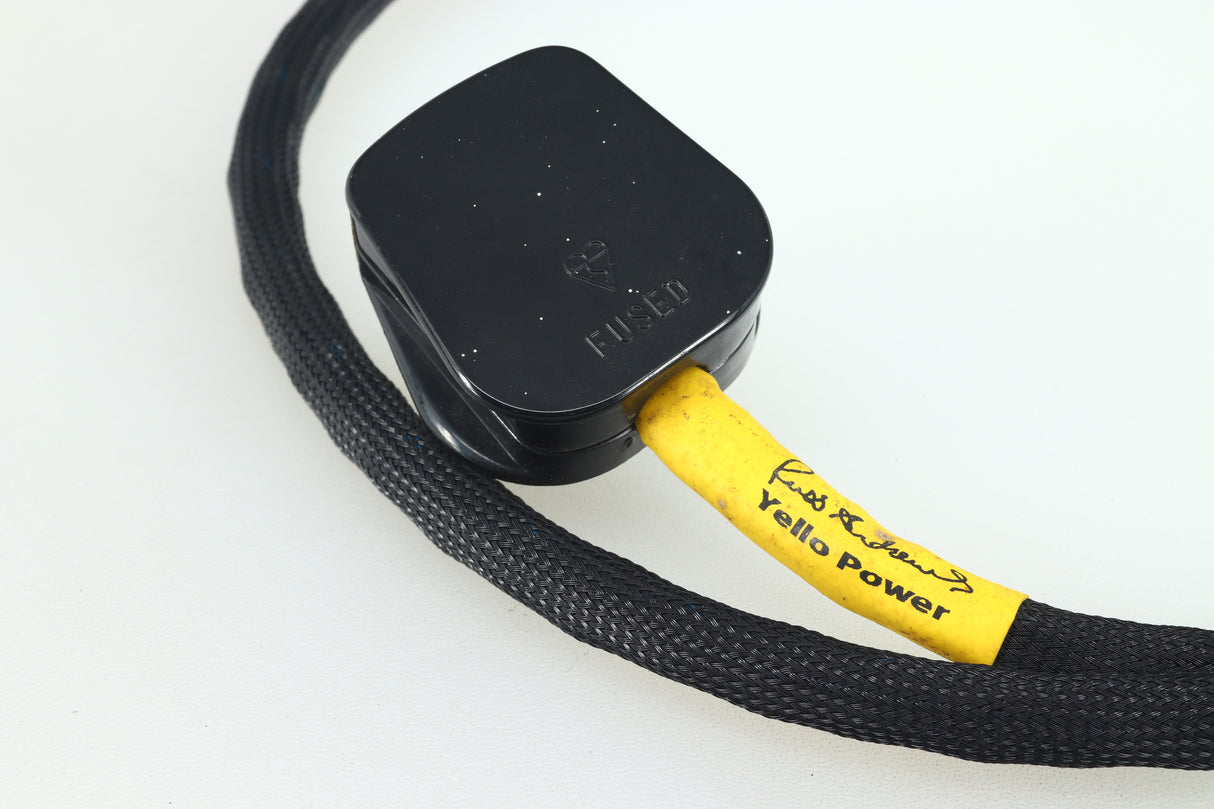 Russ Andrews Yello Power Mains Cable 1.0m