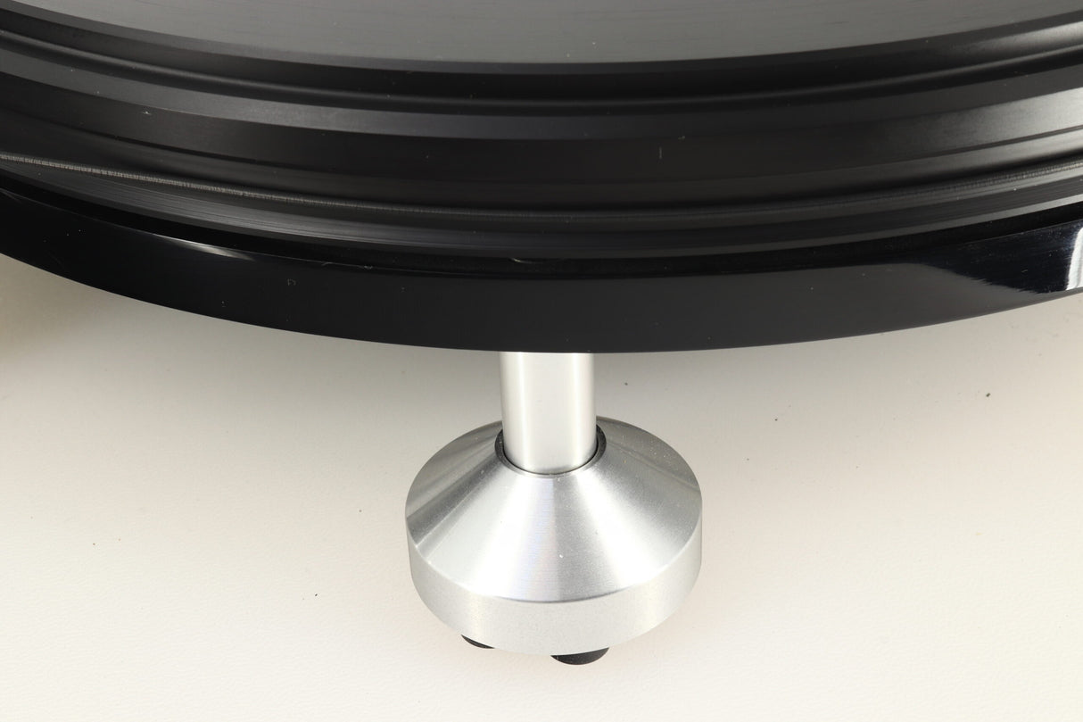 Michell Tecnodec Turntable / Rega RB202 tonearm / AT-95E Cartridge