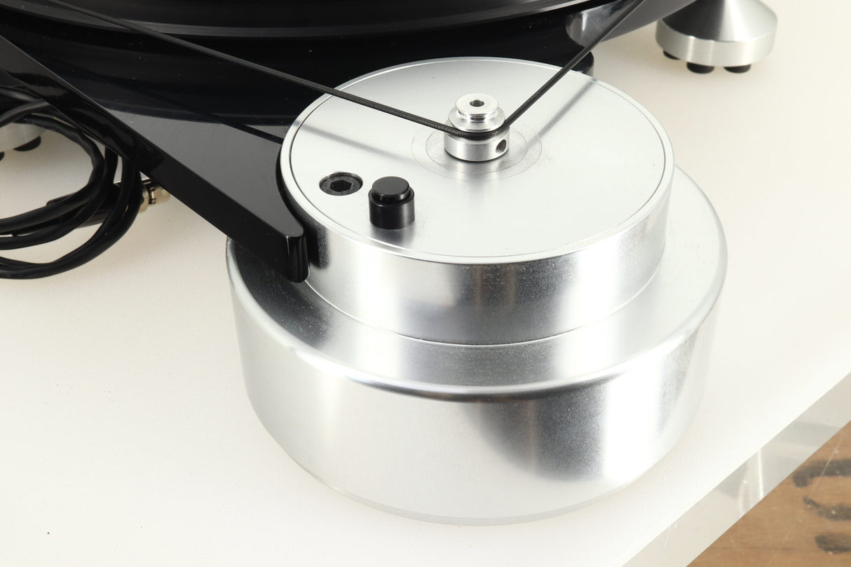 Michell Tecnodec Turntable / Rega RB202 tonearm / AT-95E Cartridge