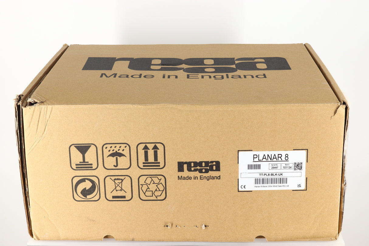 Rega Planar 8 Turntable / ND7 Cartridge - Black