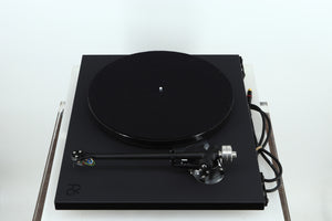 Rega Planar 6 Turntable / Ania MC Cartridge - Black