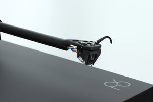 Rega Planar 6 Turntable / Ania MC Cartridge - Black