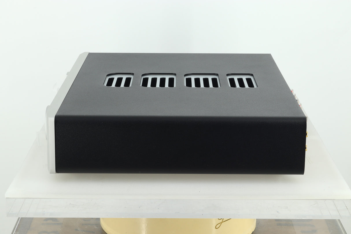 Heed Lagrange Integrated Amplifier - Silver