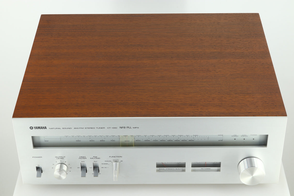 Yamaha CA-2010 Integrated Amplifier and CT-1010 AM/FM Stereo Tuner