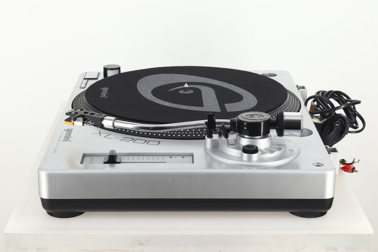Gemini XL-200 Turntable