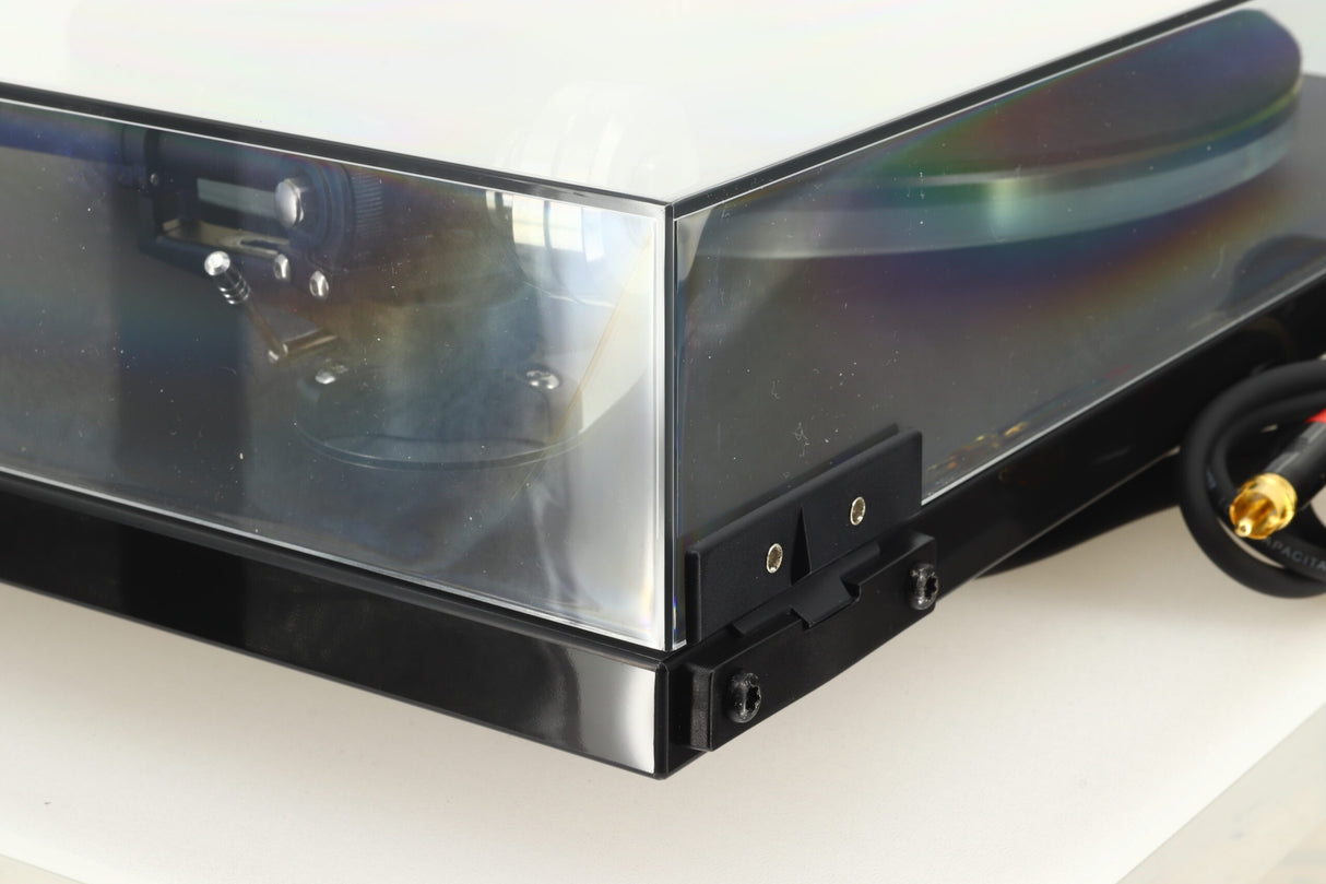 Rega Planar 6 Turntable - Matt Polaris Grey