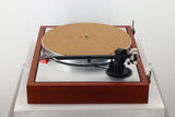 Pro-Ject The Classic Turntable - Rosenut / Ortofon Quintet Red MC Cartridge