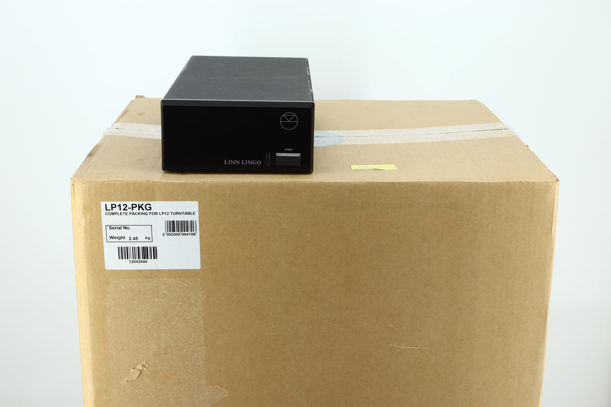 Linn LP12 Turntable / Lingo / Trampolin Base / Akito Tonearm / Dynavector 10X5 Cartridge