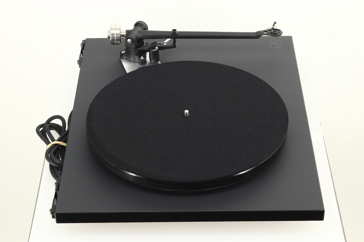 Rega Planar 6 Turntable - Matt Polaris Grey