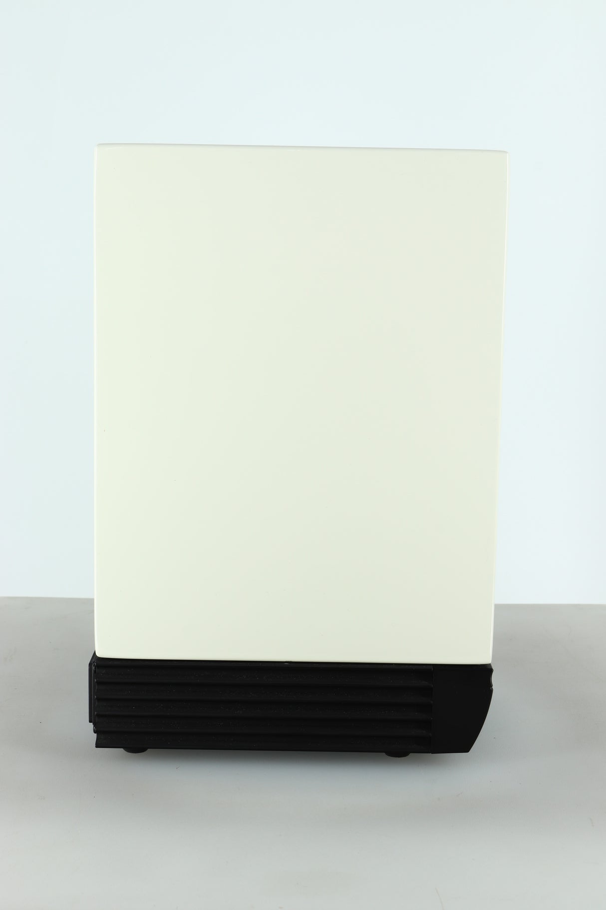 Quad 9AS Active Standmount Speakers - White