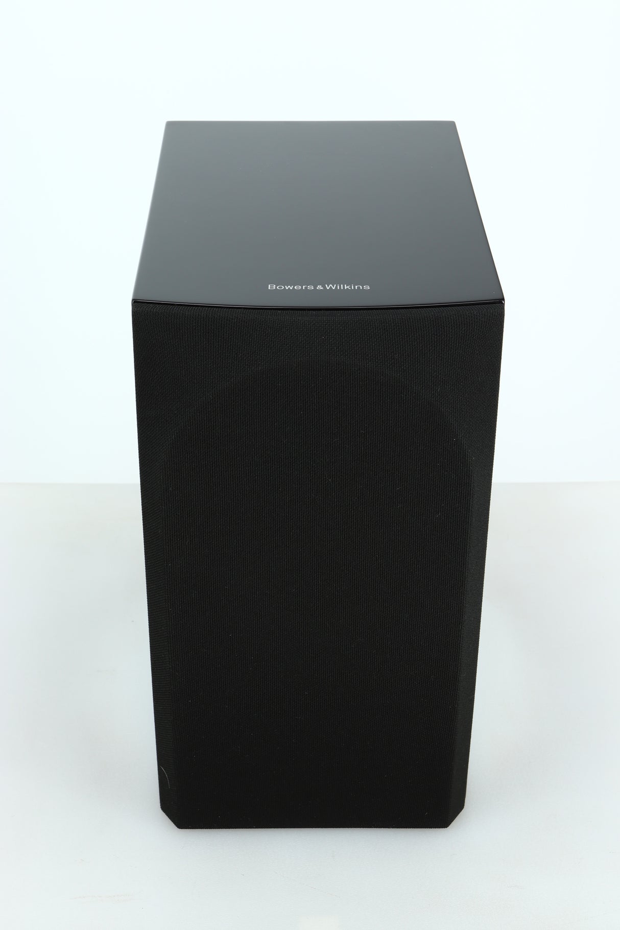 B&W 707 S3 Standmount Speakers - Gloss Black