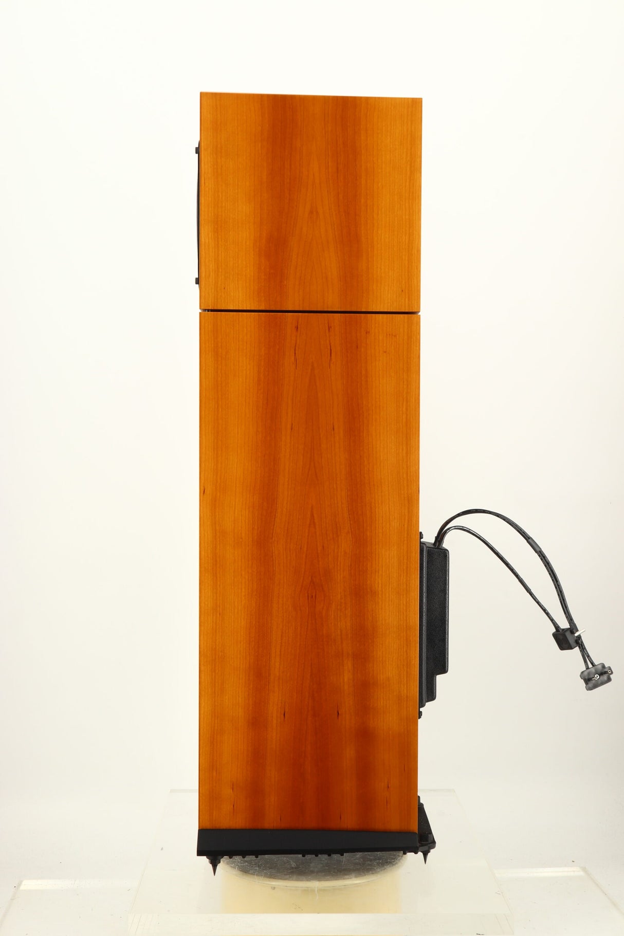 Naim Allae Floorstanding Speakers - Cherry