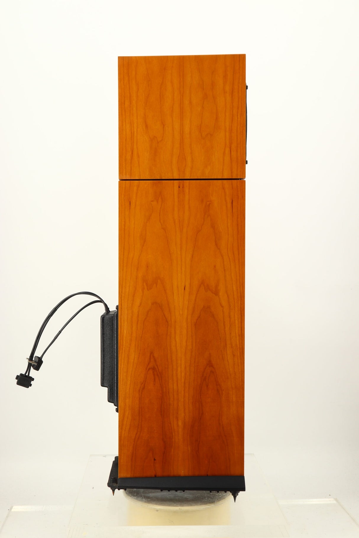 Naim Allae Floorstanding Speakers - Cherry