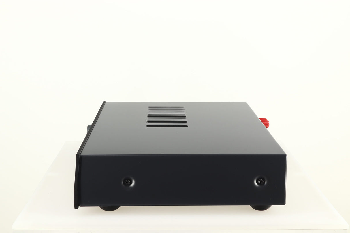 Arcam FMJ A19 Integrated Amplifier