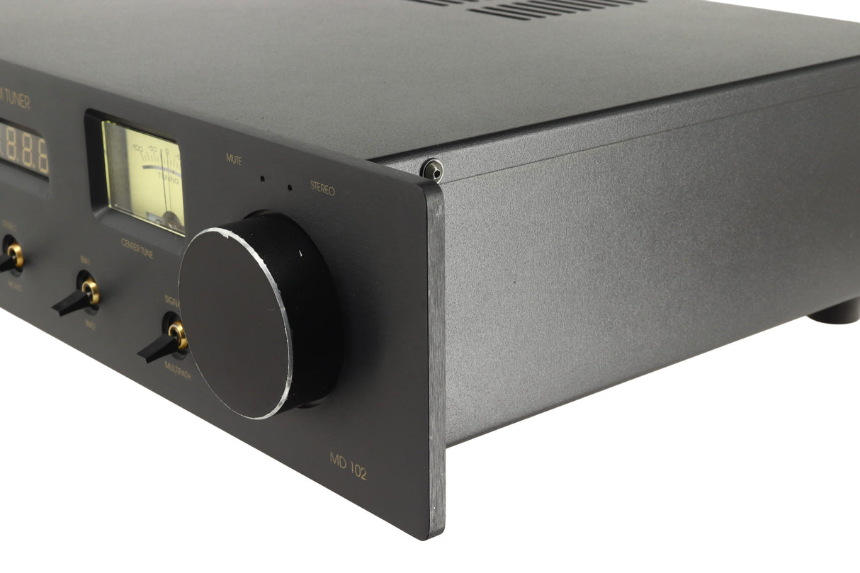 Magnum Dynalab MD102 Tuner - Black