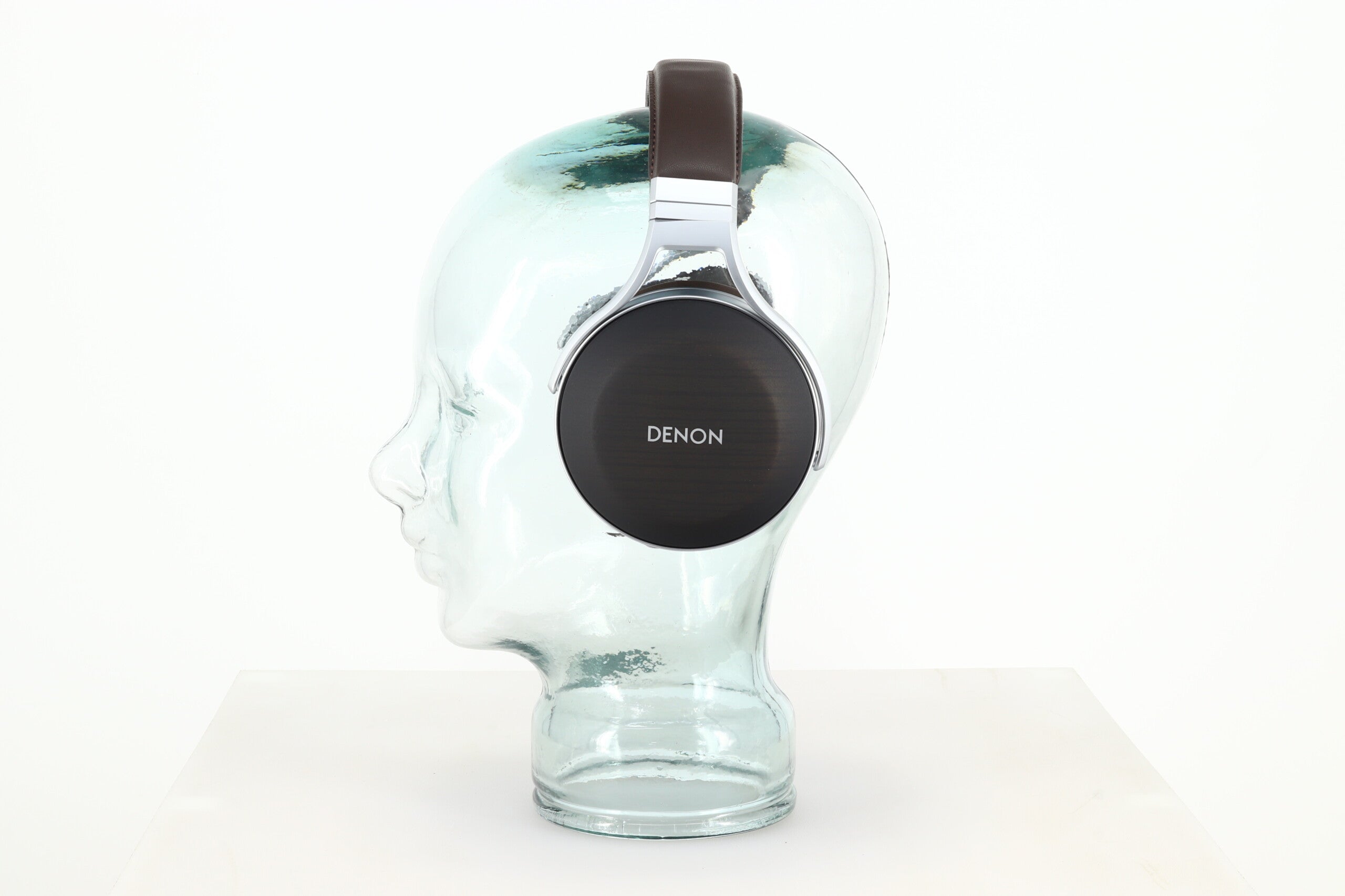DENON AH-D5200 AH-D5200 Denon Headphones The 密閉型ヘッドホン Audio