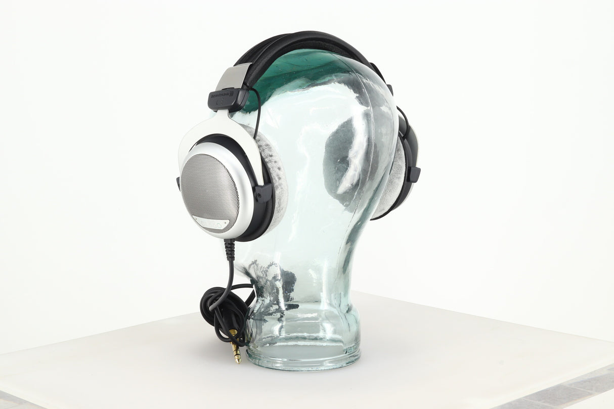 Beyerdynamic DT 880 Edition Headphones