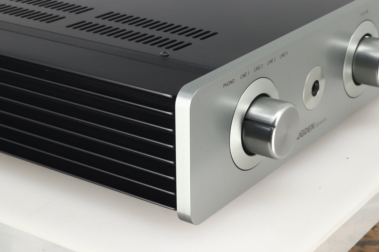 Sugden A21 Signature Integrated Amplifier (MC Stage Fitted) - Titanium