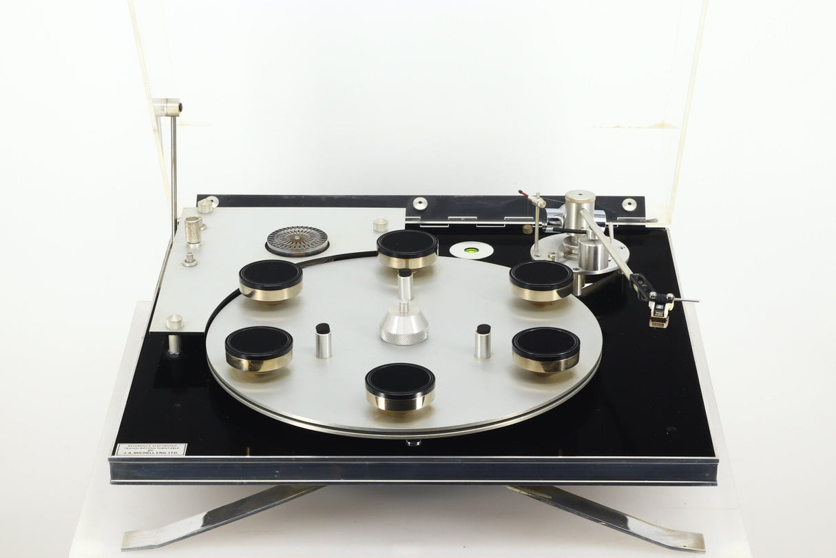 Michell Reference Electronic Transcription Turntable / Focus Tonearm