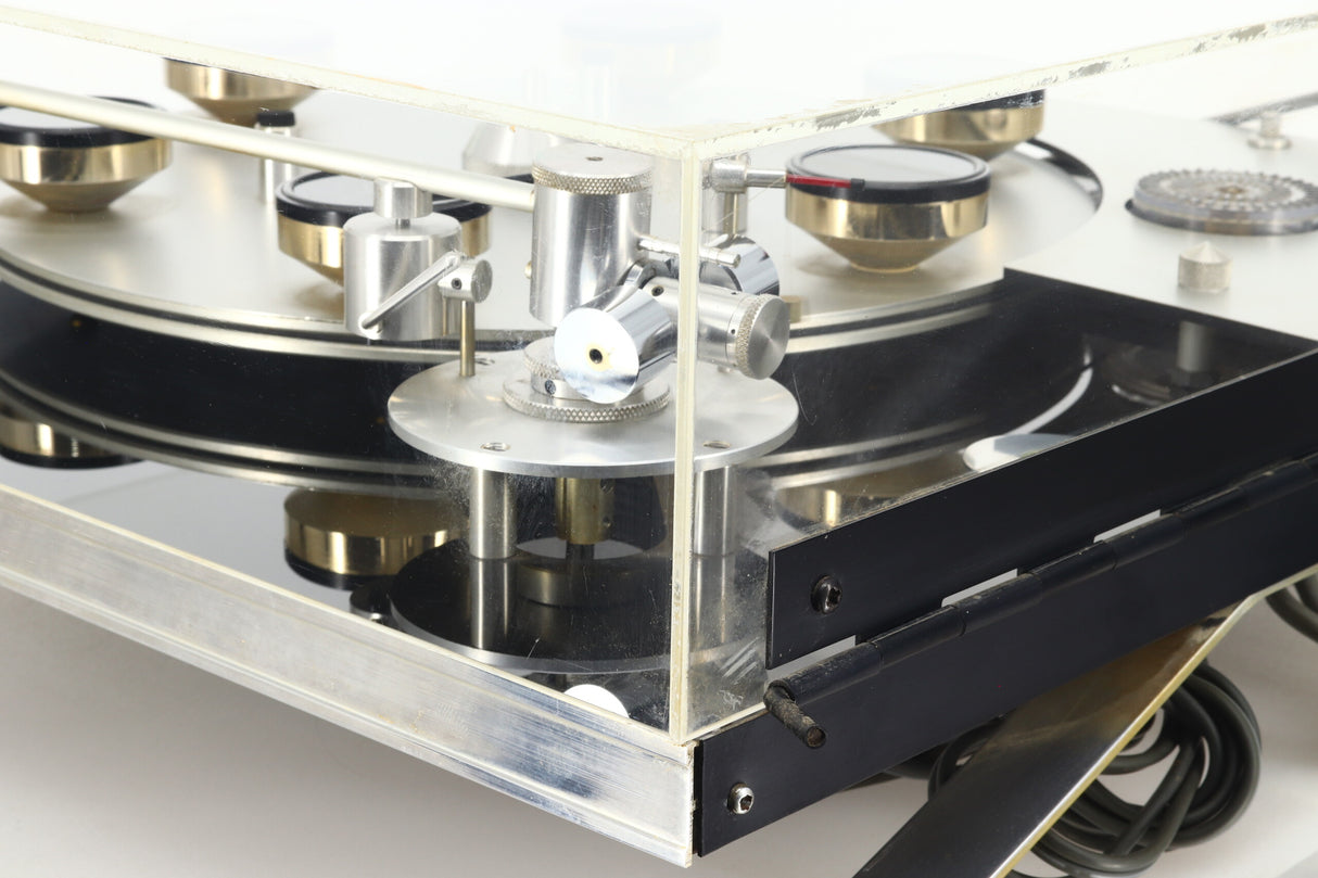 Michell Reference Electronic Transcription Turntable / Focus Tonearm