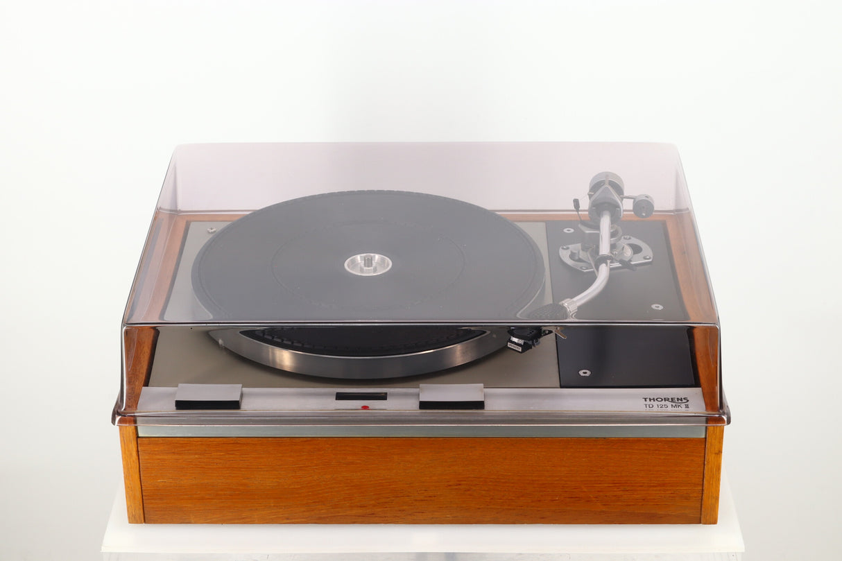 Thorens TD125 MkII Turntable / SME 3009 S2 Improved Tonearm / Shure V15 MkIII Cartridge