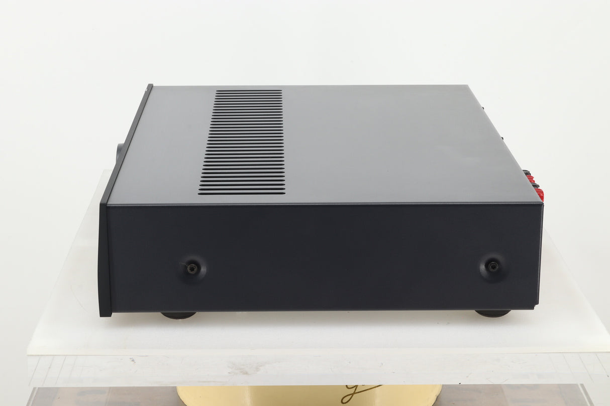 Arcam FMJ A38 Integrated Amplifier - Black