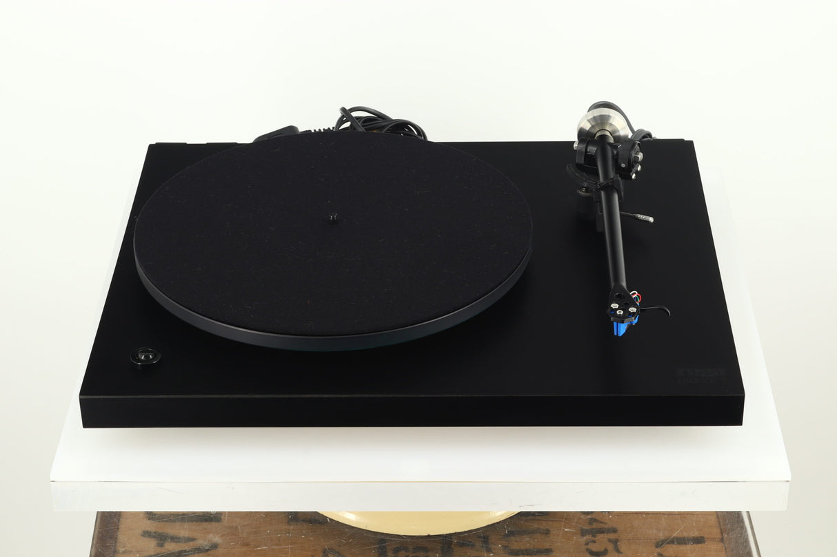 Rega Planar 3 Turntable / Elys 2 Cartridge