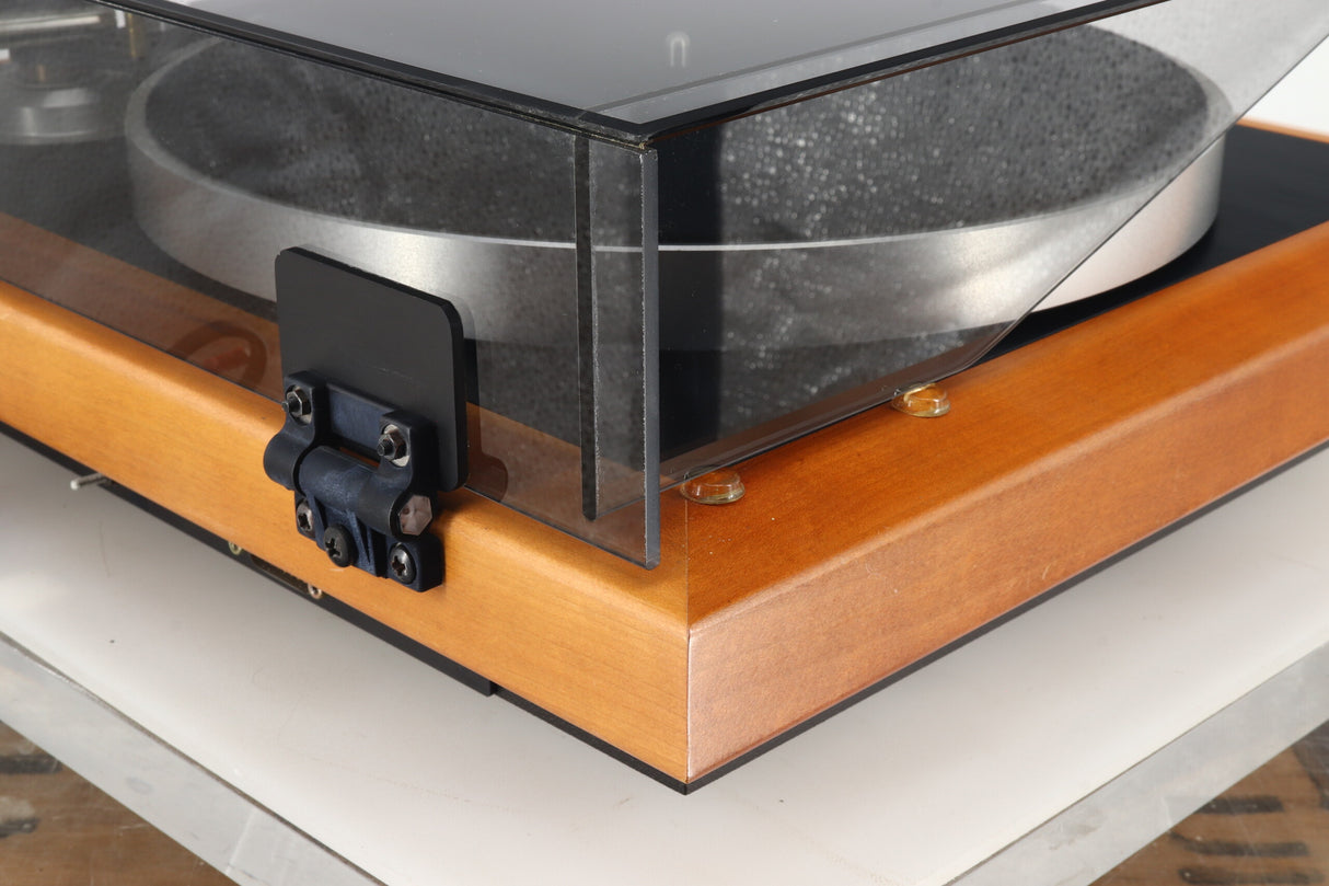 Wilson Benesch ACT Turntable / ACT 2 Tonearm / Stand