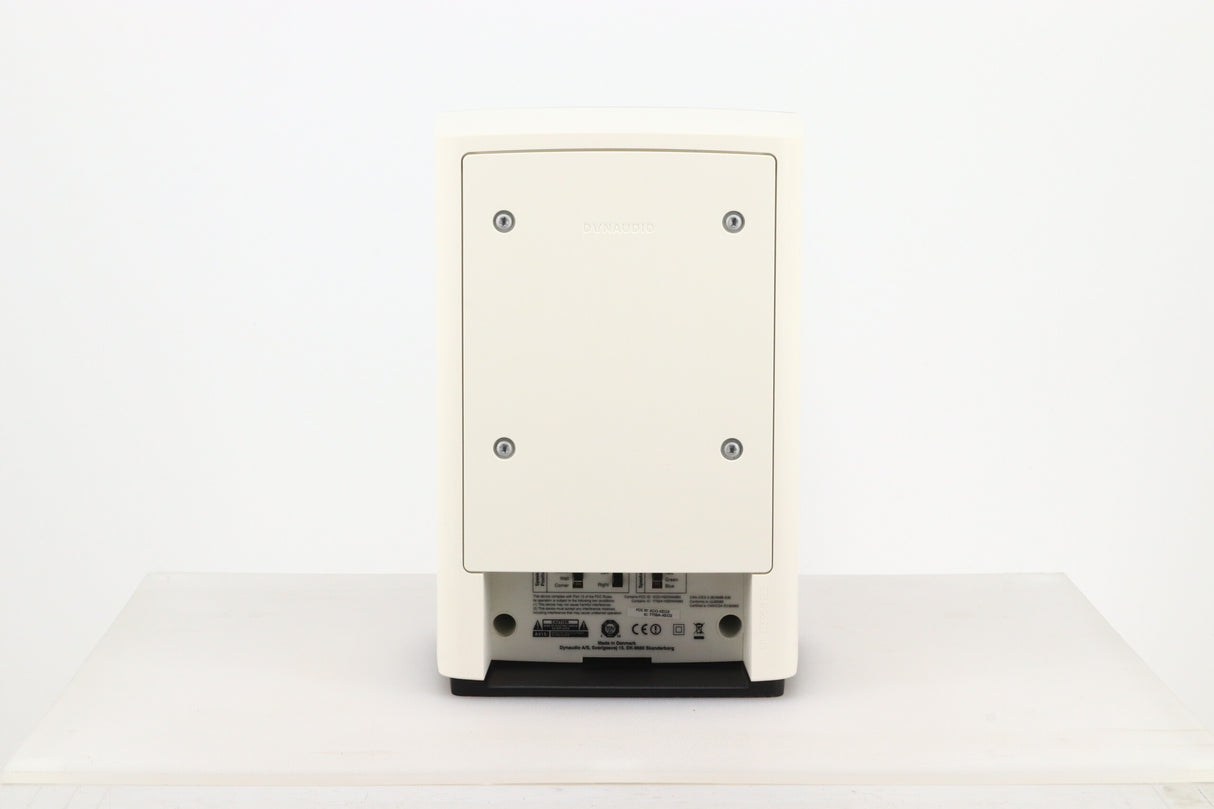Dynaudio XEO 2 Active Standmount Speakers Inc. Hub - White