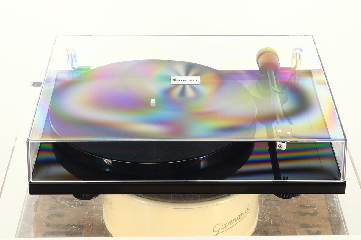 Pro-Ject E1 BT Turntable - Gloss Black