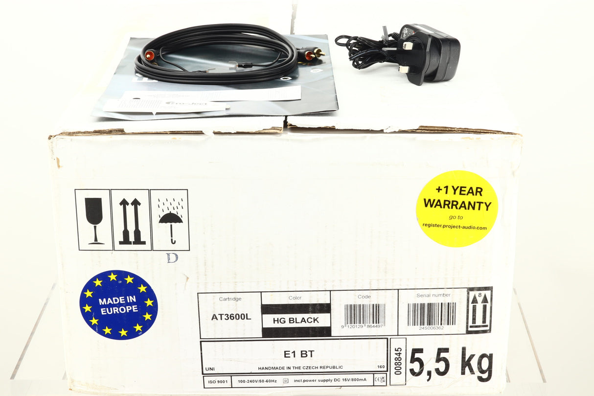 Pro-Ject E1 BT Turntable - Gloss Black