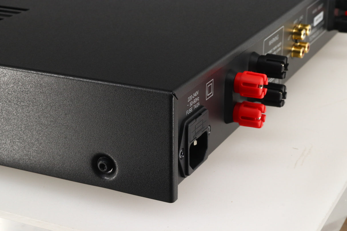 Audiolab 8000P Power Amplifier - Black