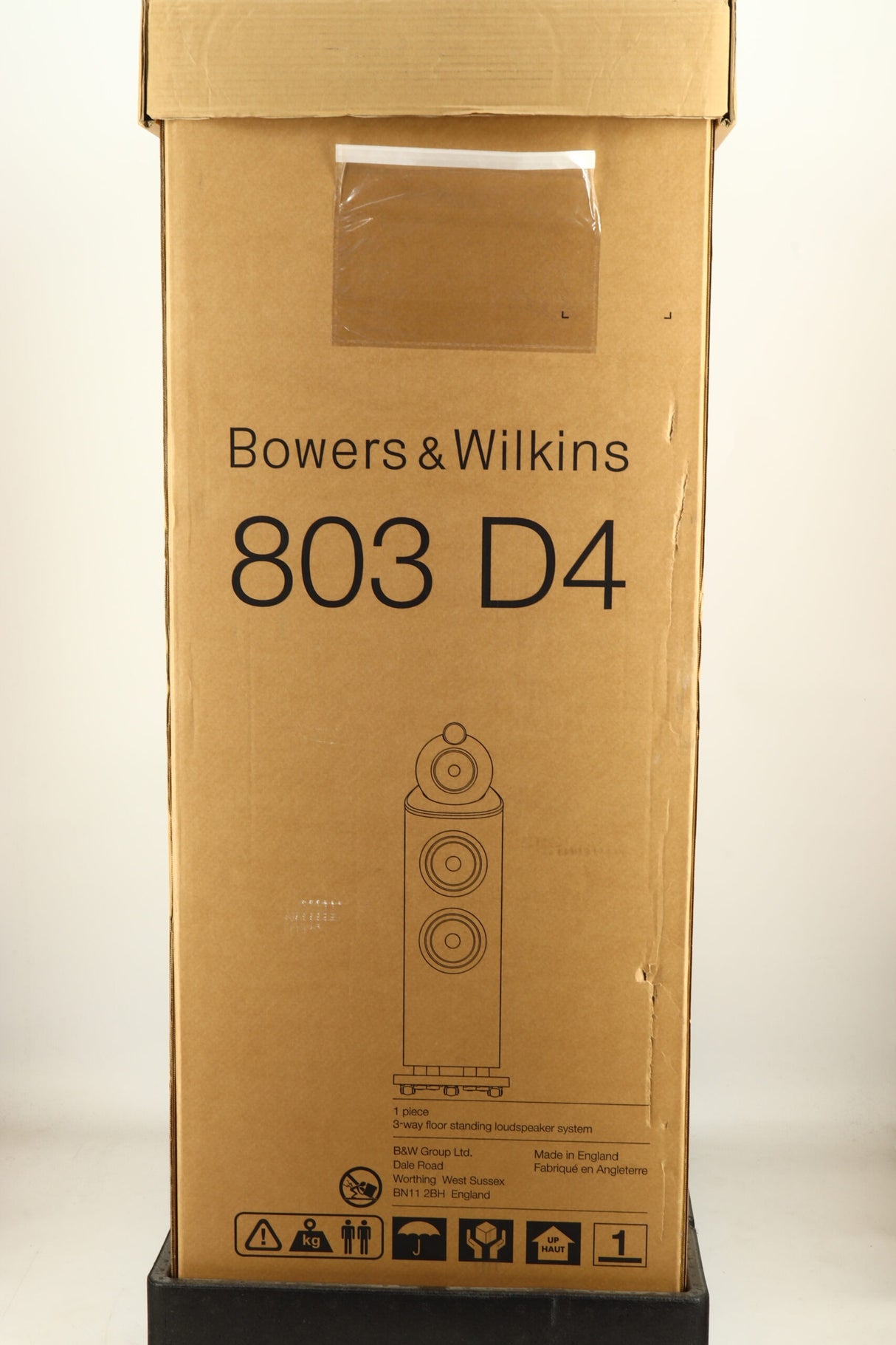 B&W 803 D4 Floorstanding Speakers - Gloss Black