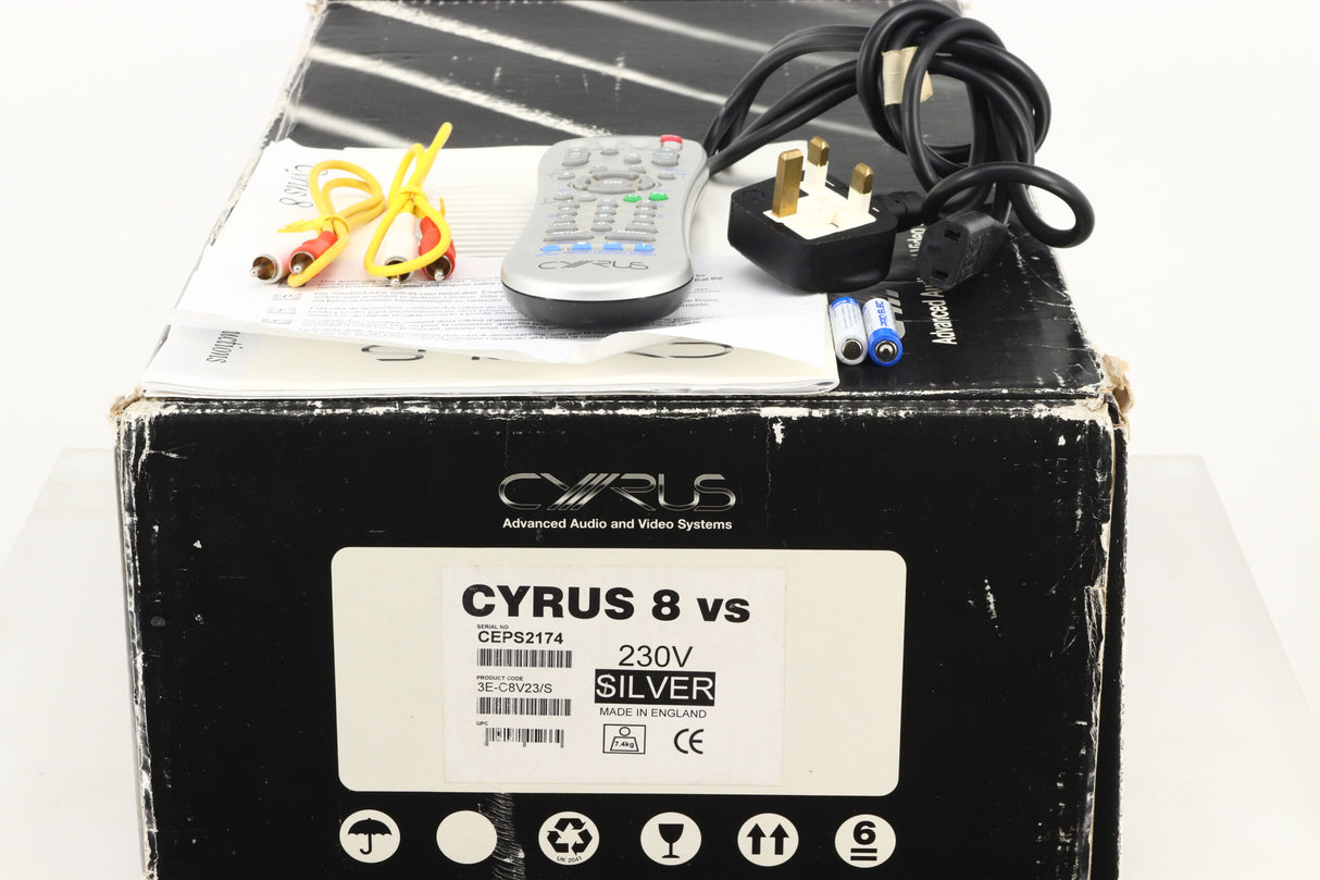 Cyrus 8 vs Integrated Amplifier - Silver