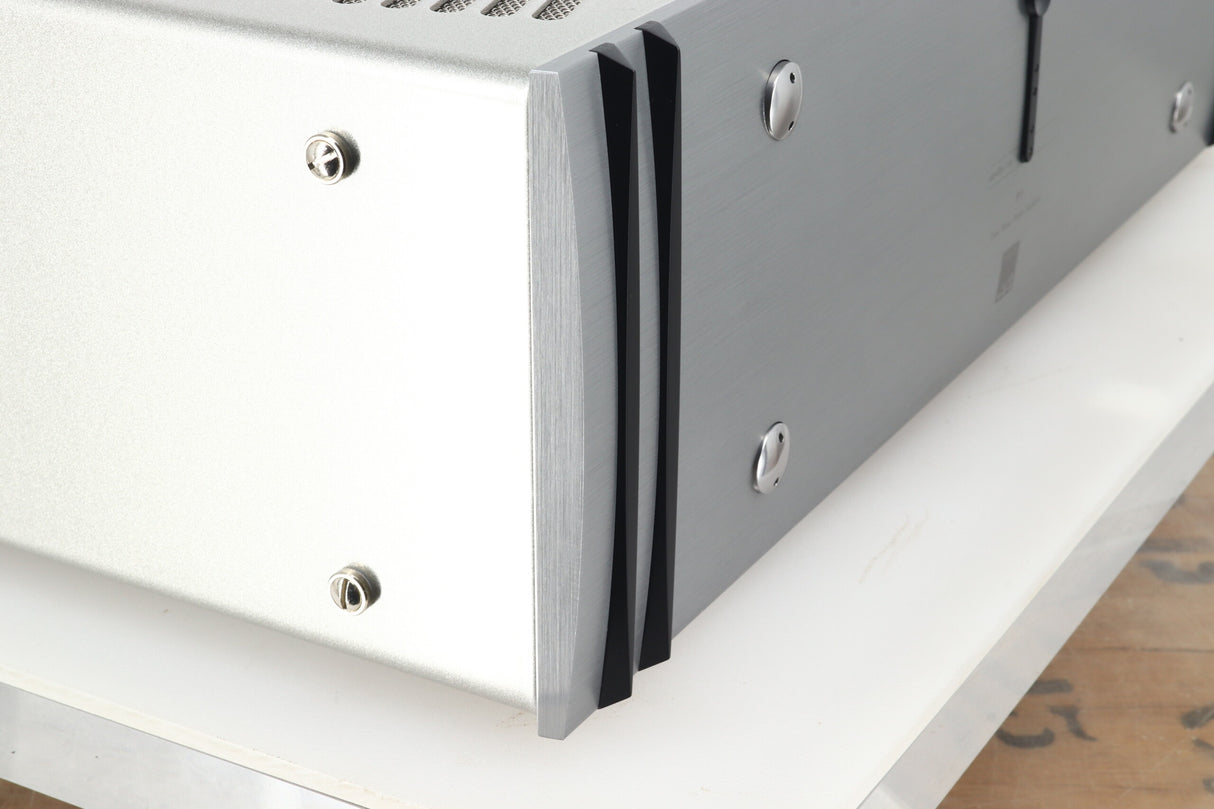 ATC P1 Power Amplifier - Silver