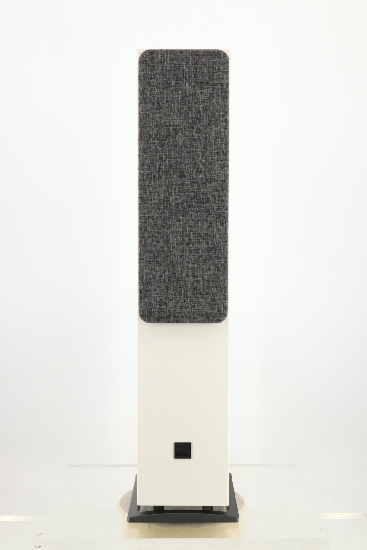 Dali Oberon 5 Floorstanding Speakers - White