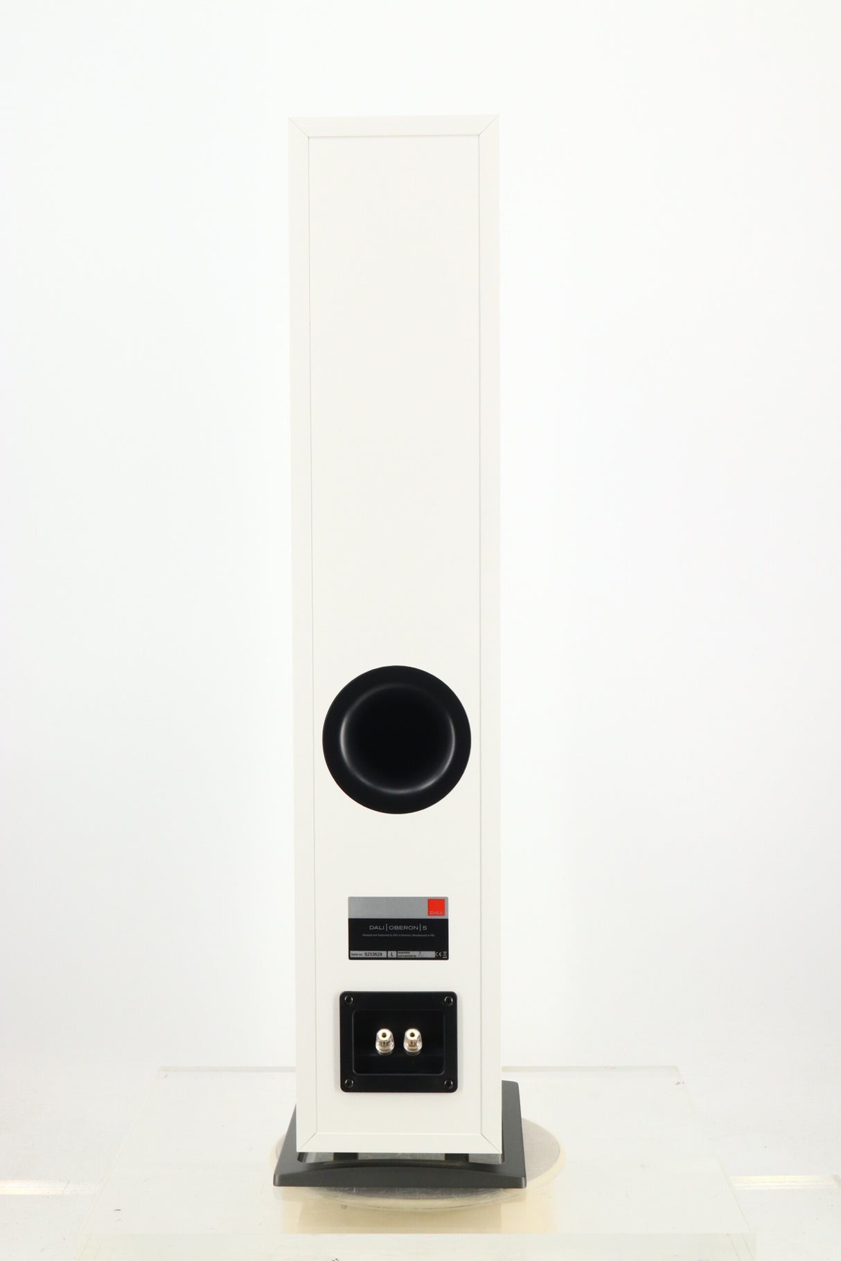 Dali Oberon 5 Floorstanding Speakers - White
