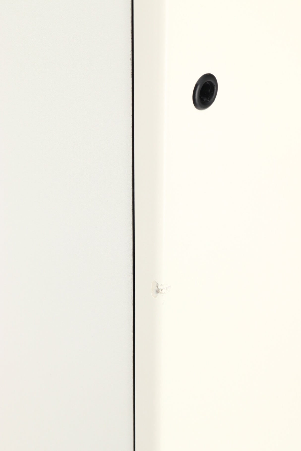 Dali Oberon 5 Floorstanding Speakers - White