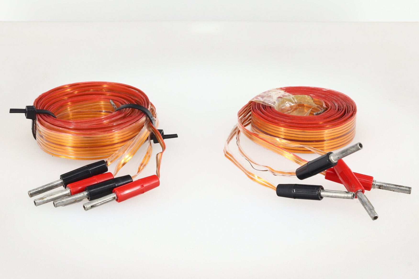 NORDOST FLATLINE GOLD スピーカーケーブル中古です。 Nordost Flatline Speaker Cables 2.5m Pair – 2ndhandhifi.co.uk